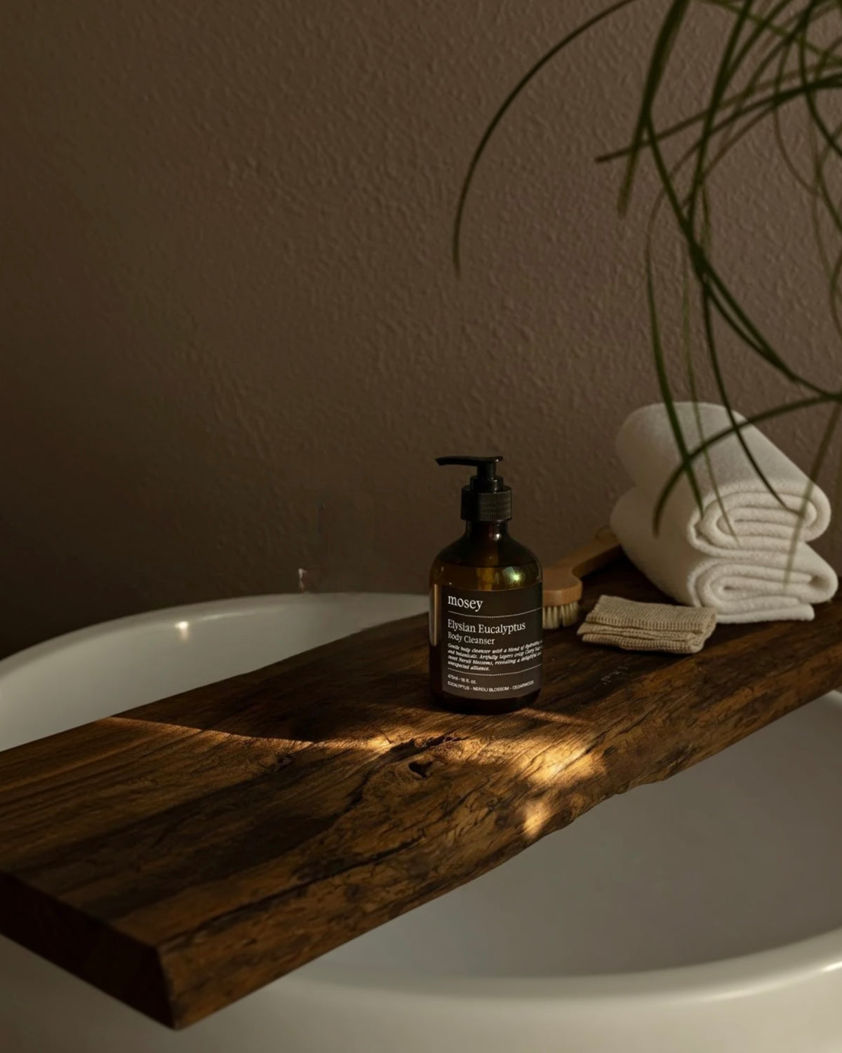 Mosey hero bath